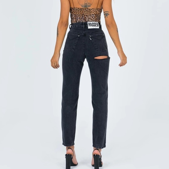 RAGGED PRIEST BUTT CUT JEAN - Picture 2 of 4